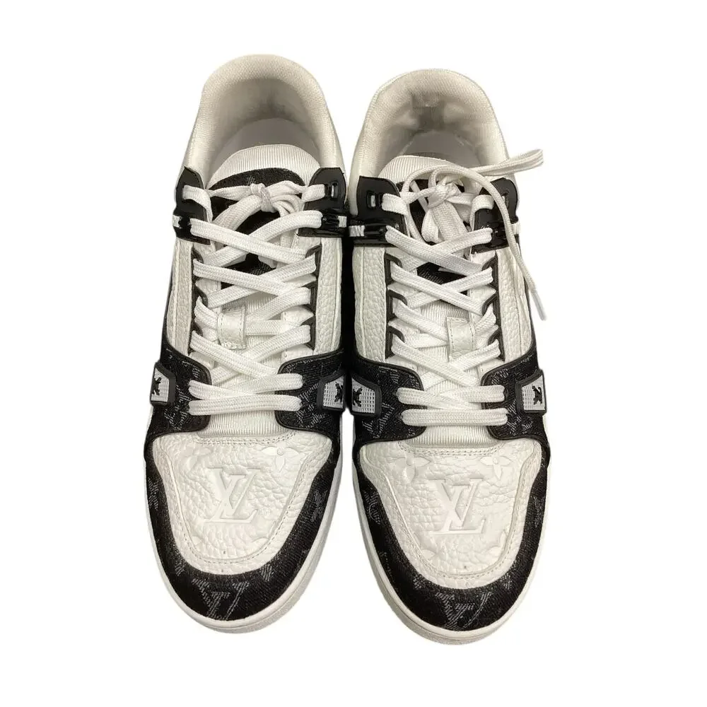 Louis Vuitton Shoes Women’s SZ 7 Iconic LV Trainers Monogram Denim & Leather B&W